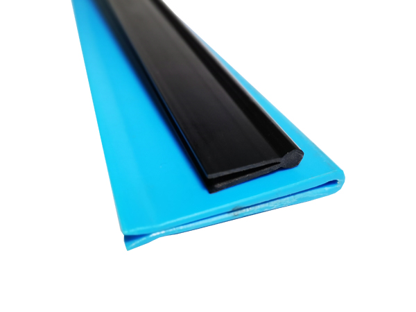 PVC塑料條(tiáo)擁有哪(nǎ)些特性(xing)呢？